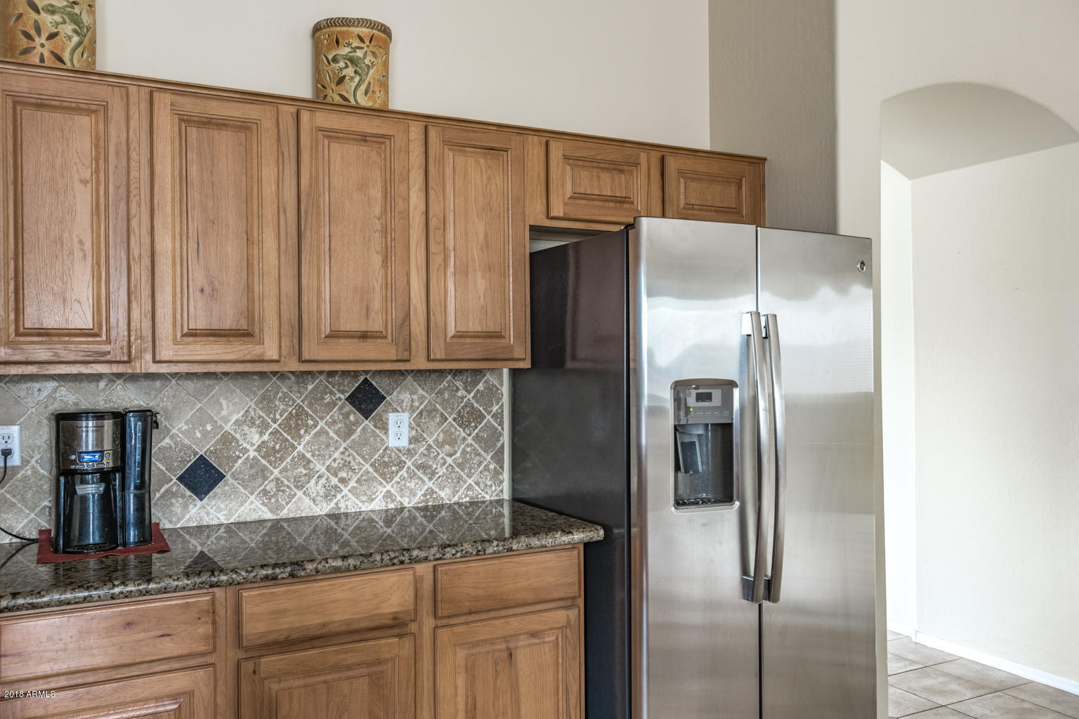 43279 West Venture Road Maricopa, AZ 85138 - Photo 6 of 22 Gorgeous backsplash