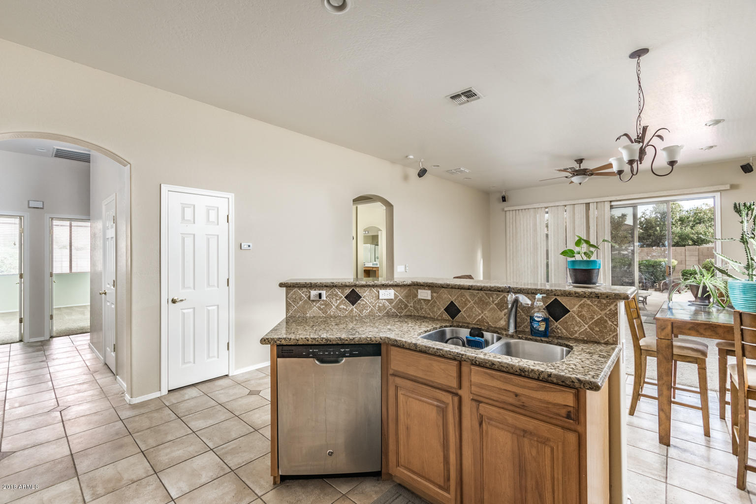 43279 West Venture Road Maricopa, AZ 85138 - Photo 7 of 22 Island, w/undermount sink