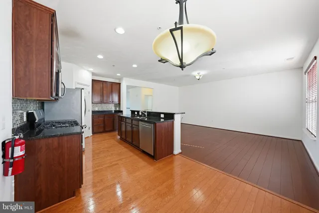 $440,000 | 9539 Center Street, Manassas, VA 20110