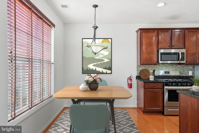 $440,000 | 9539 Center Street, Manassas, VA 20110