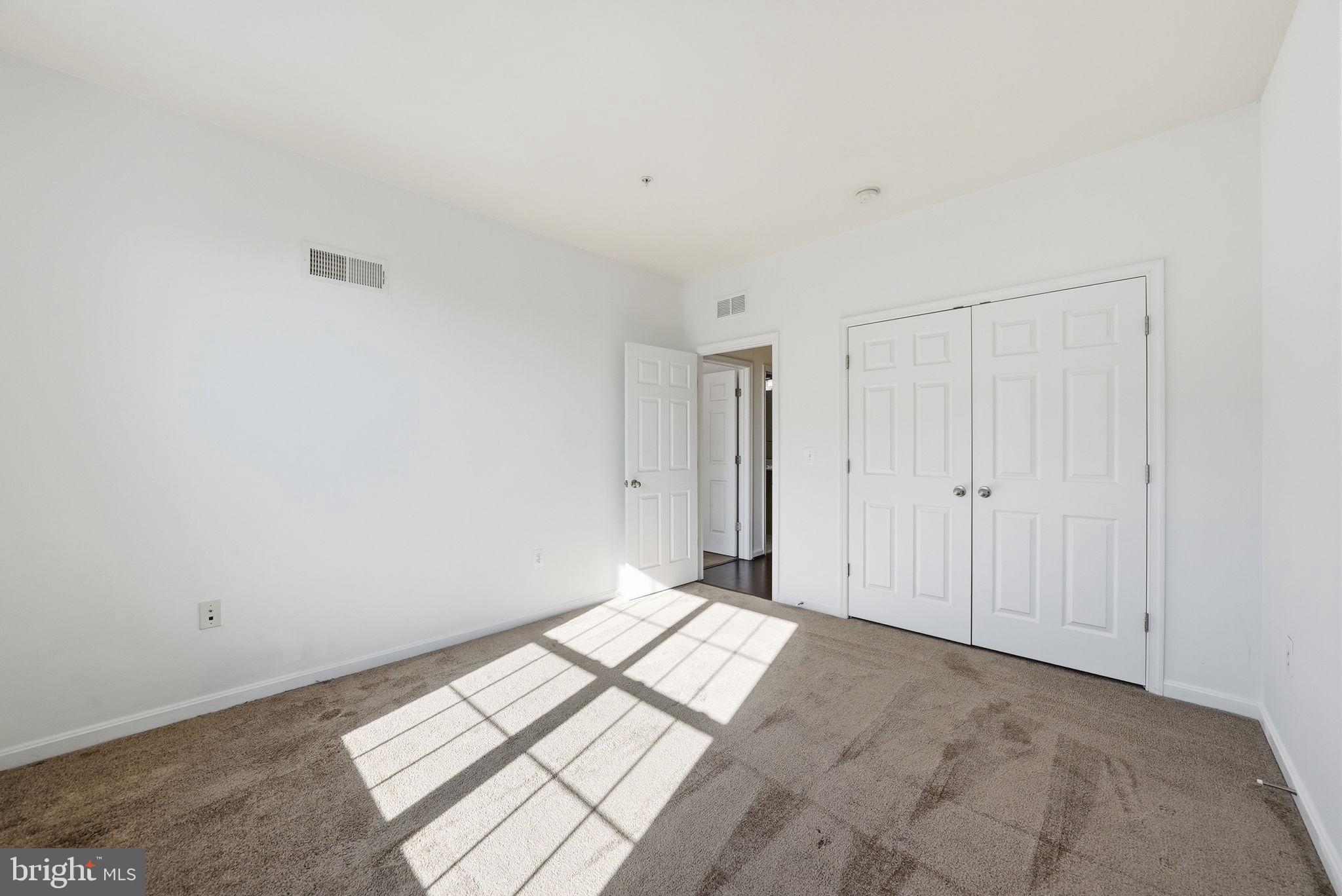 9539 Center Street Manassas, VA 20110 - Photo 35 of 41 a view of room