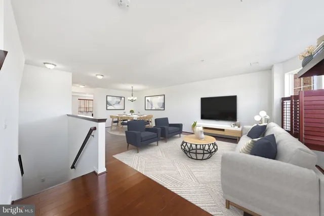 $440,000 | 9539 Center Street, Manassas, VA 20110