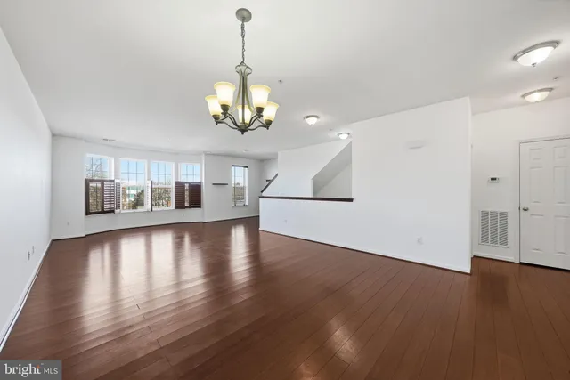 $440,000 | 9539 Center Street, Manassas, VA 20110