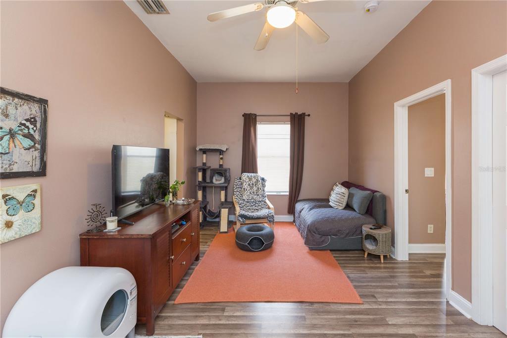 2322 West Cherry Street Tampa, FL 33607 - Photo 30 of 36