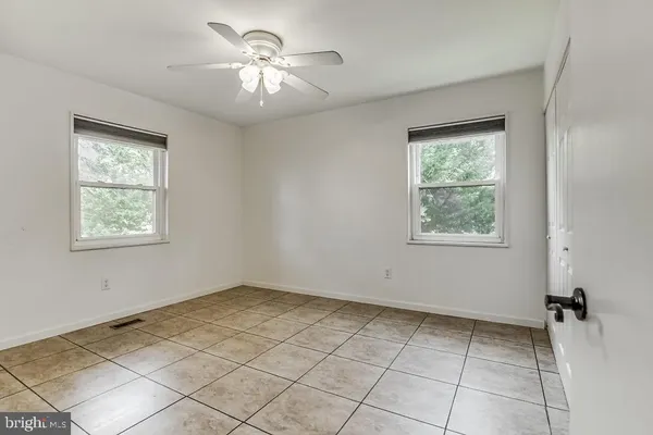 $3,550 | 6306 Yellowstone Drive, Alexandria, VA 22312