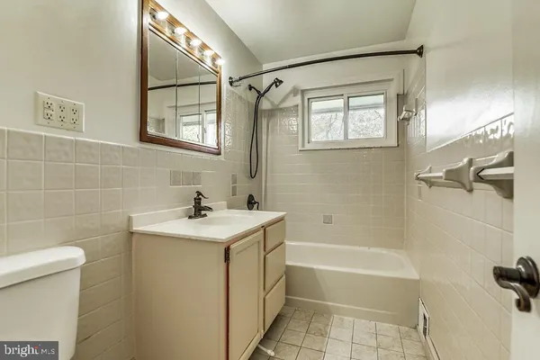 $3,550 | 6306 Yellowstone Drive, Alexandria, VA 22312