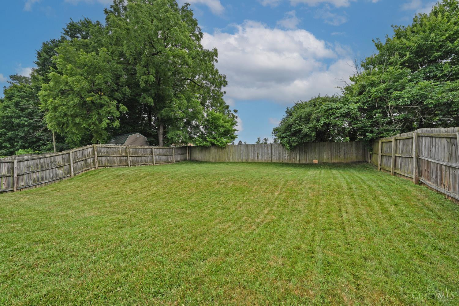 9563 Deer Track Road West Chester, OH 45069 - Photo 7 of 40