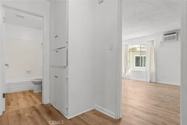 $299,000 | 8649 Sunland Boulevard, Unit 5, Sun Valley, CA 91352