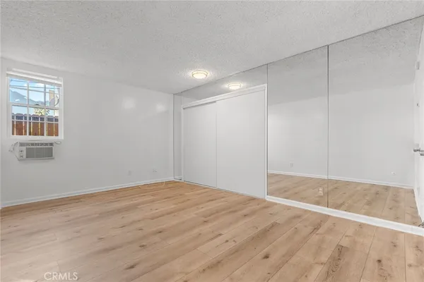 $299,000 | 8649 Sunland Boulevard, Unit 5, Sun Valley, CA 91352