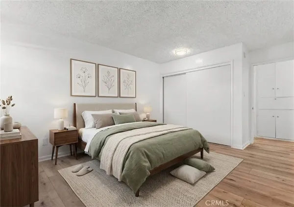 $299,000 | 8649 Sunland Boulevard, Unit 5, Sun Valley, CA 91352