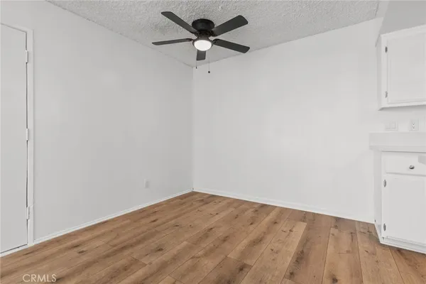 $299,000 | 8649 Sunland Boulevard, Unit 5, Sun Valley, CA 91352