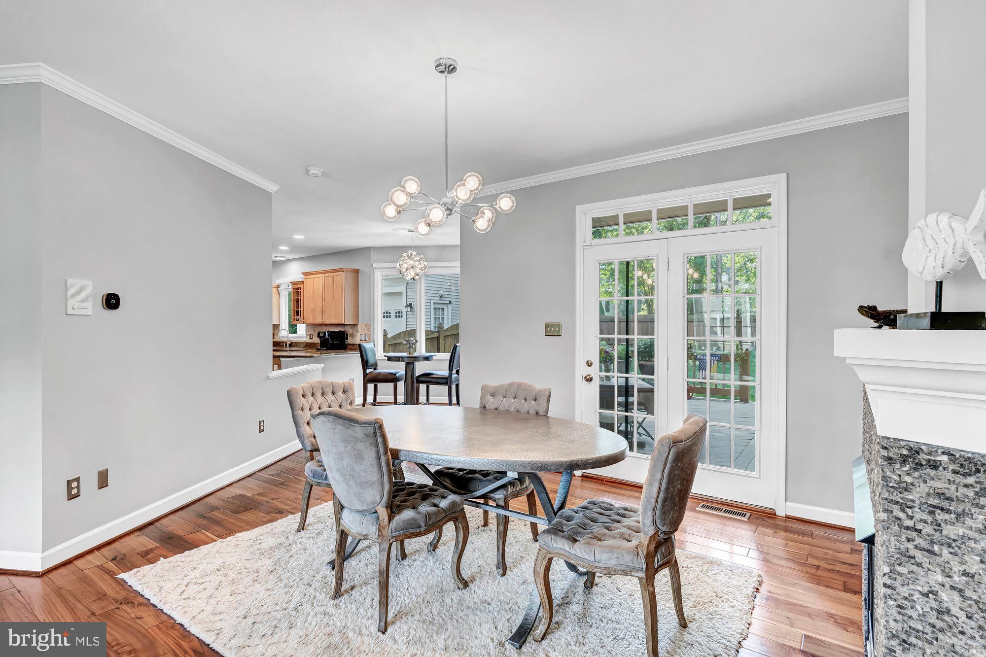 215 Tapawingo Road Southeast Vienna, VA 22180 - Photo 14 of 91