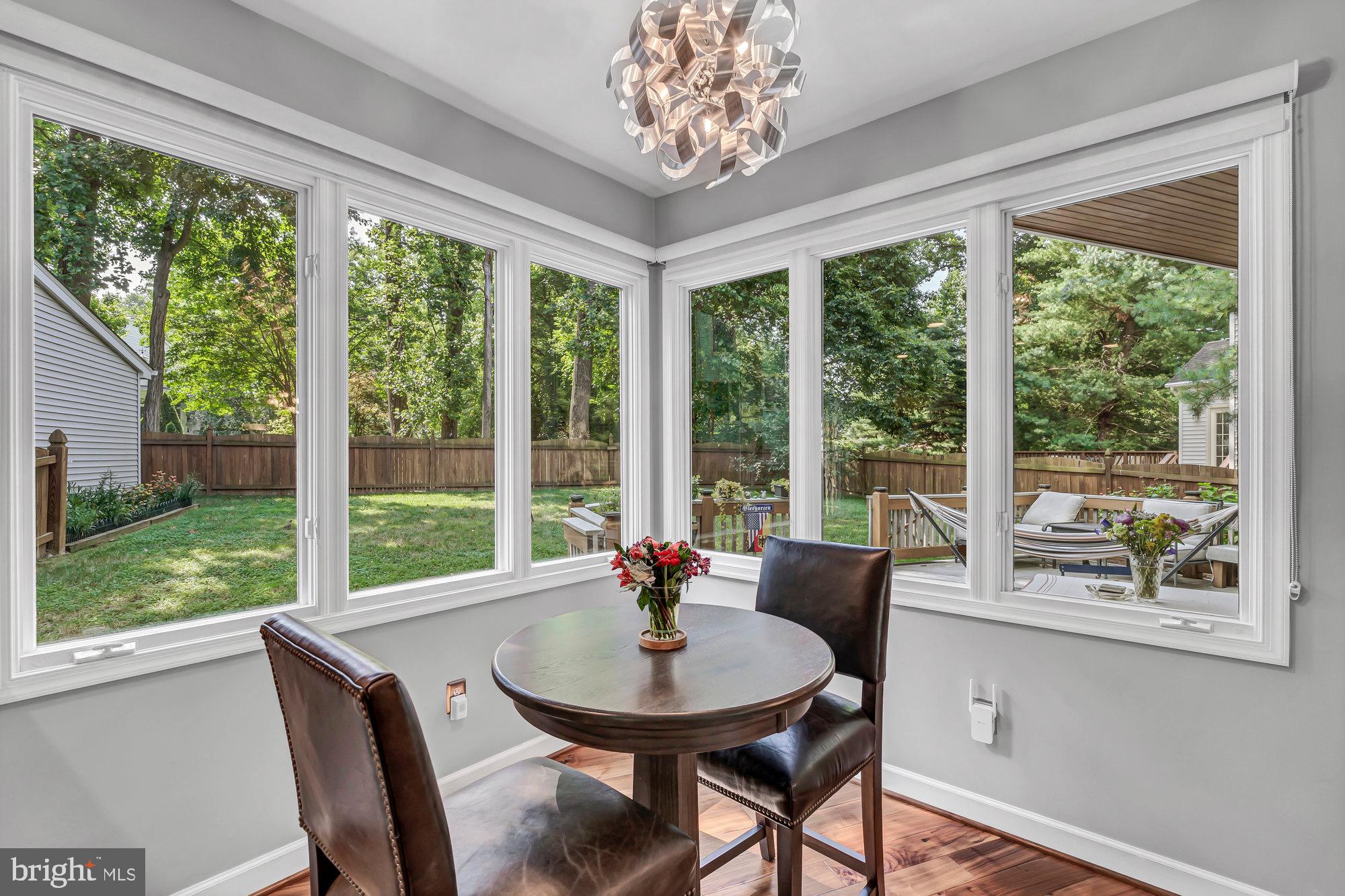 215 Tapawingo Road Southeast Vienna, VA 22180 - Photo 24 of 91