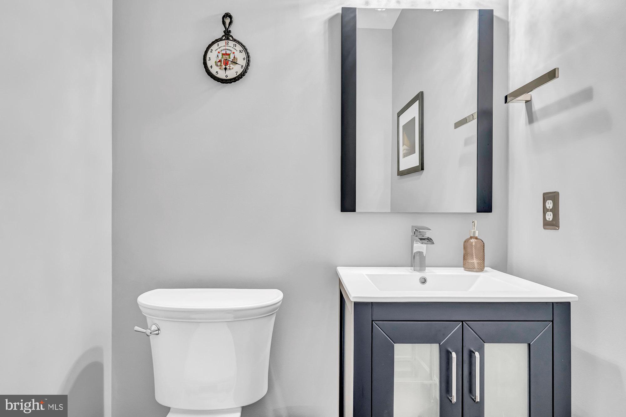 215 Tapawingo Road Southeast Vienna, VA 22180 - Photo 28 of 91