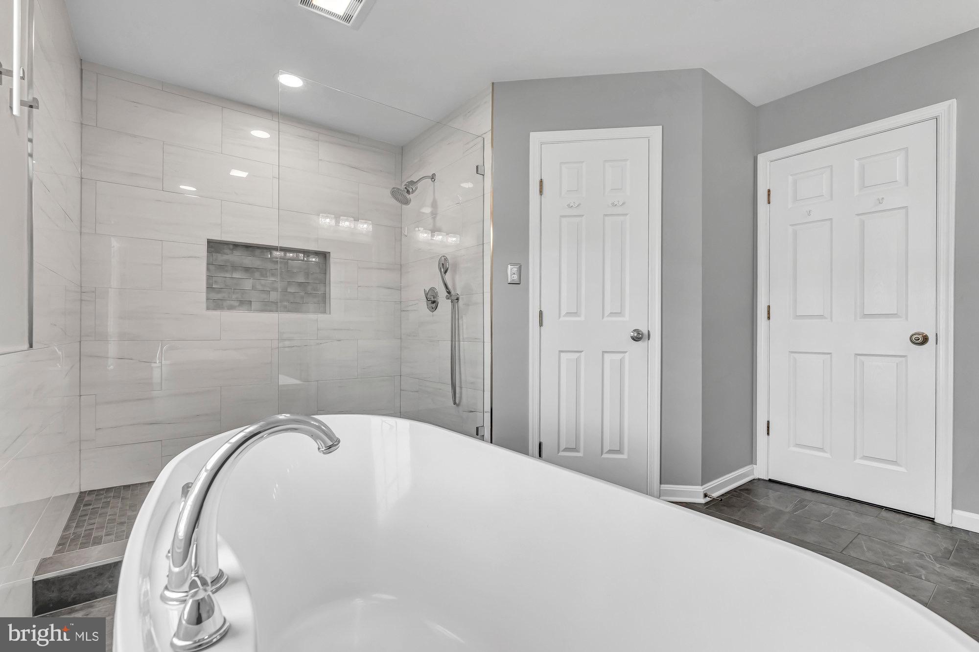 215 Tapawingo Road Southeast Vienna, VA 22180 - Photo 46 of 91