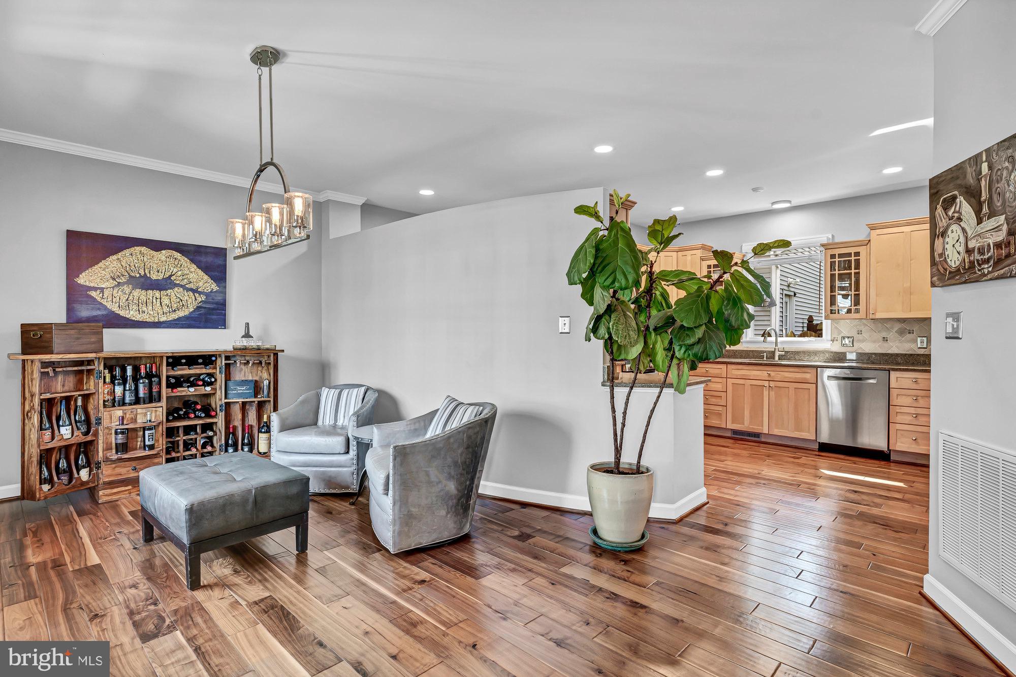 215 Tapawingo Road Southeast Vienna, VA 22180 - Photo 10 of 91