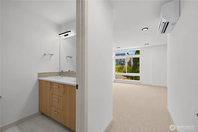 $875,000 | 7009 9th Avenue Northeast, Seattle, WA 98115