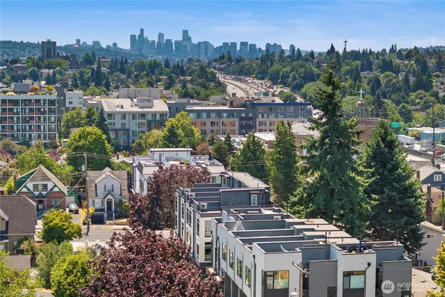 $875,000 | 7009 9th Avenue Northeast, Seattle, WA 98115