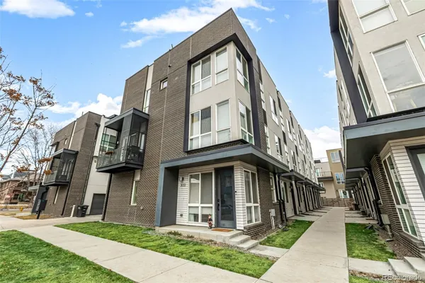 $650,000 | 3037 West 19th Avenue, Denver, CO 80204