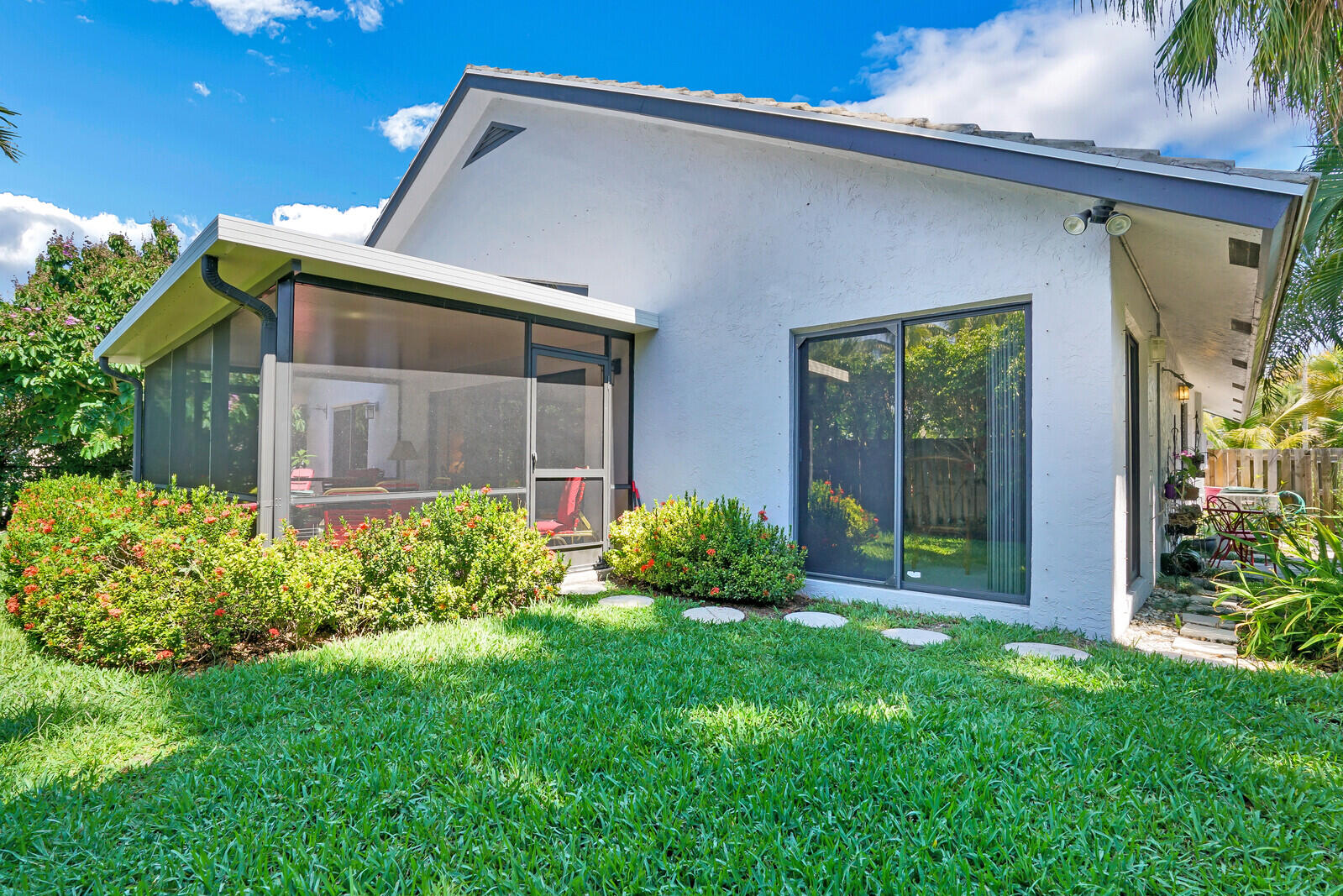 402 Oregon Lane Boca Raton, FL 33487 - Photo 39 of 63 31_Image_31_mls