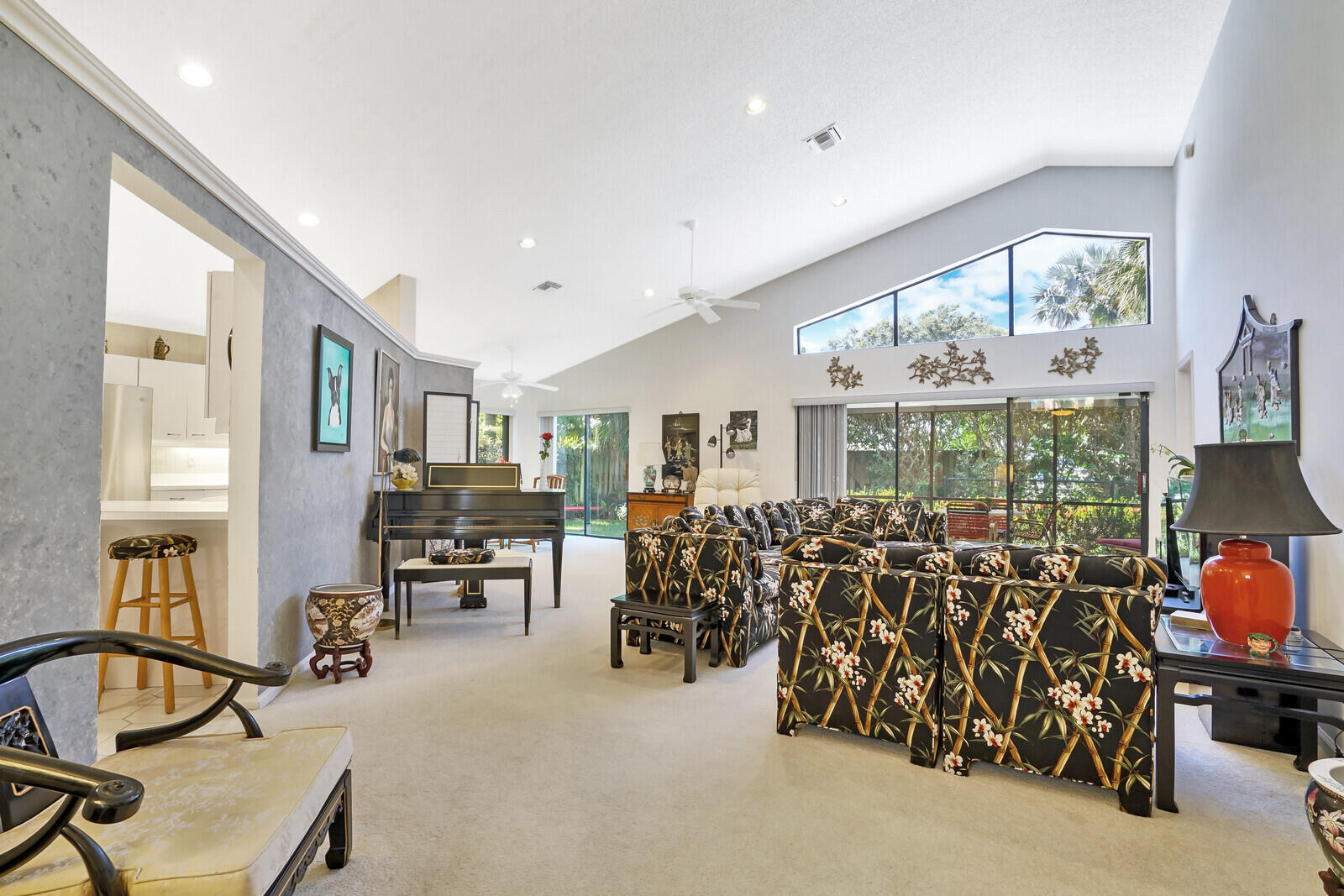 402 Oregon Lane Boca Raton, FL 33487 - Photo 7 of 63 07_Image_7_mls