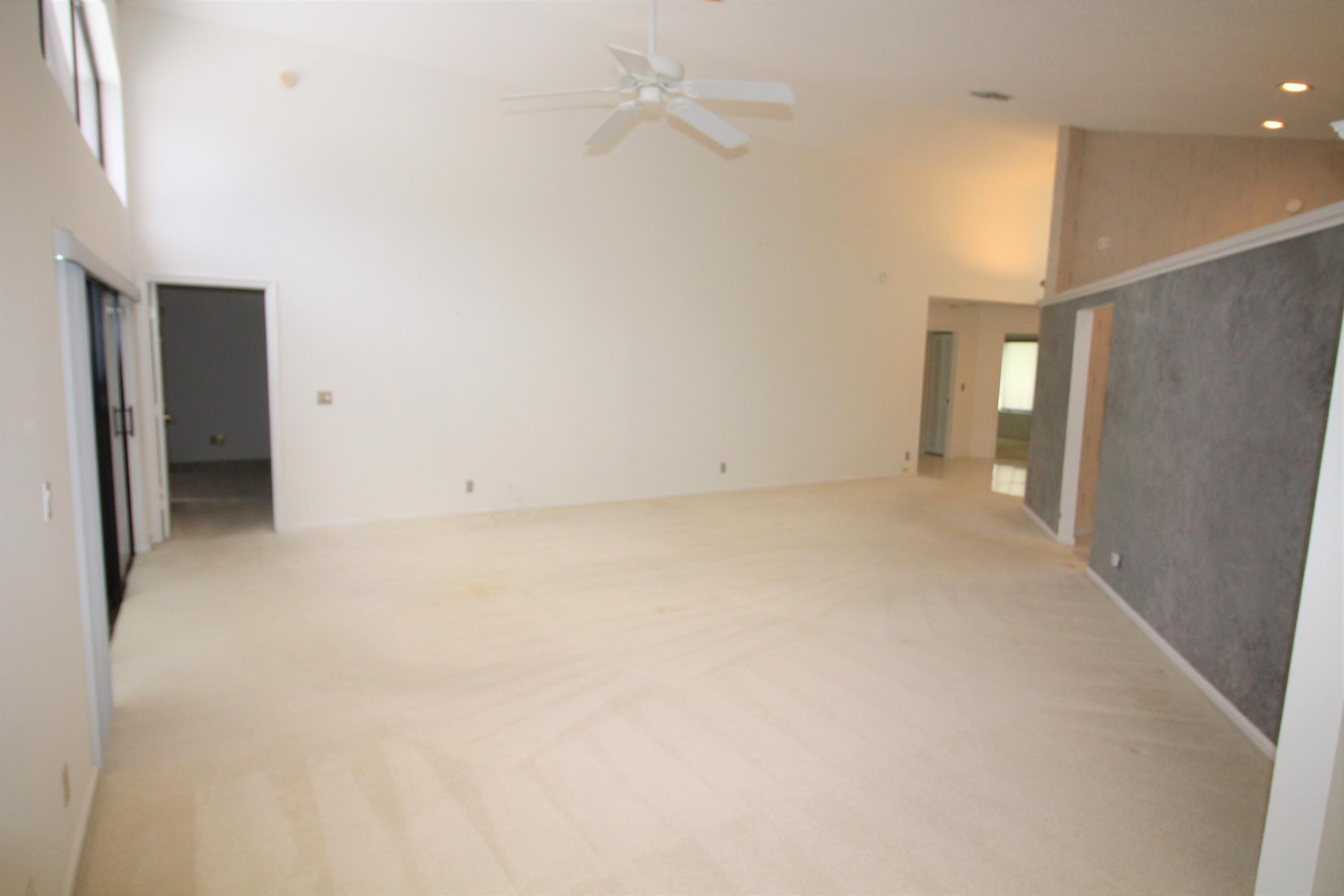 402 Oregon Lane Boca Raton, FL 33487 - Photo 10 of 63 IMG_3368 (2)