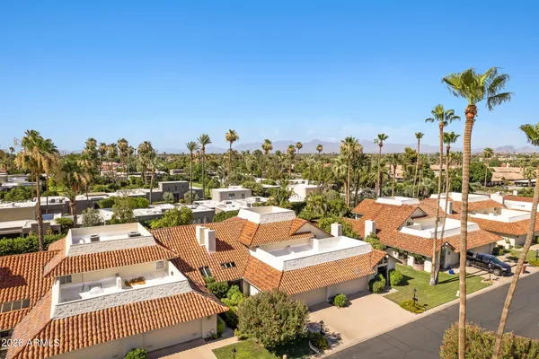 a picture of city view