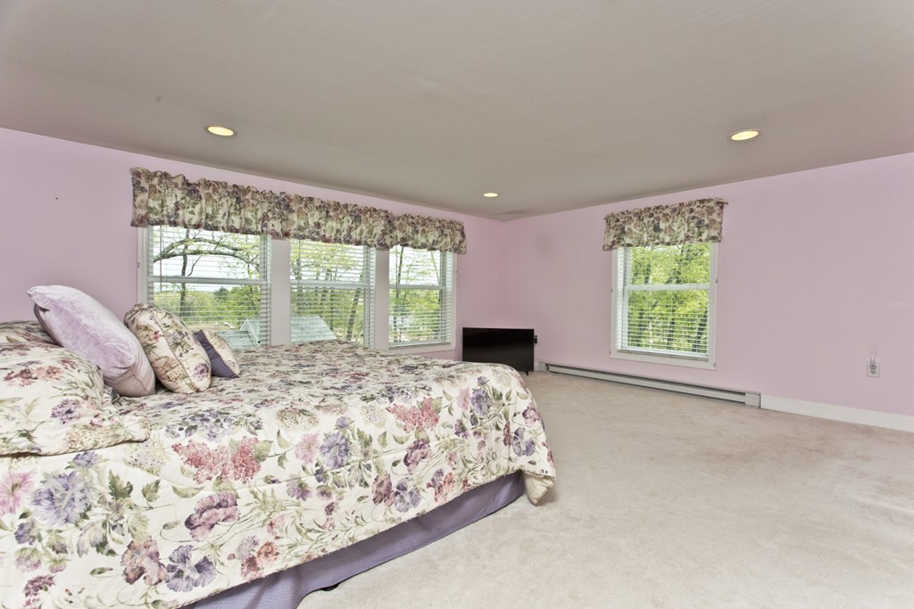 18 Brookbridge Road Peabody, MA 01960 - Photo 12 of 23 Gallery Image 12