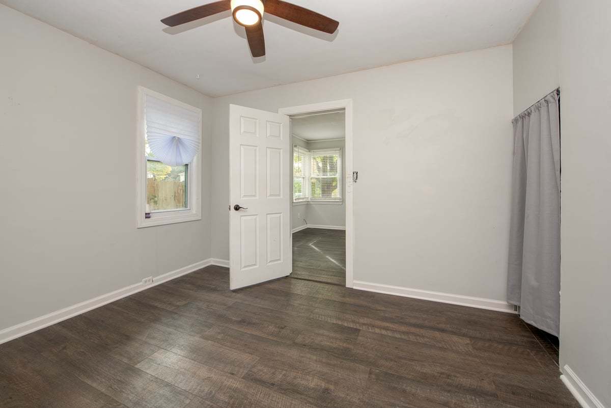 135 Oak Drive DeKalb, IL 60115 - Photo 13 of 23