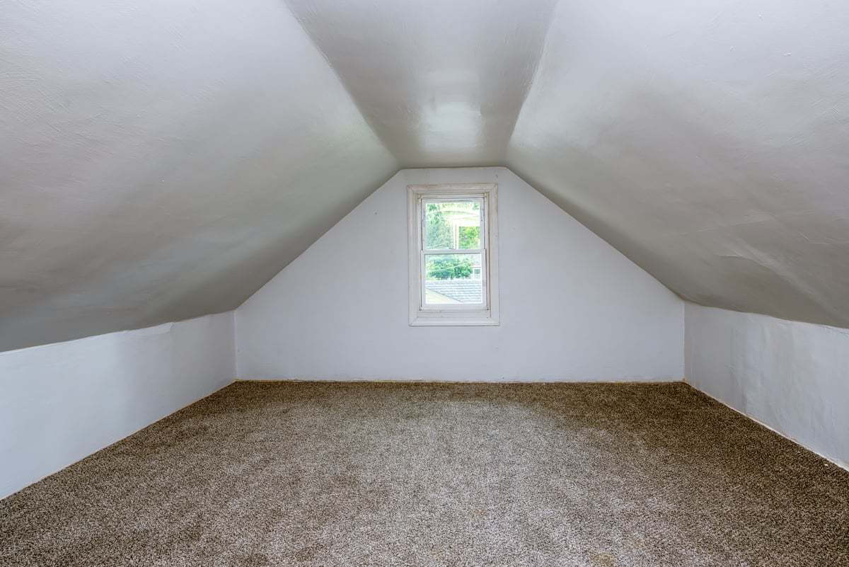 135 Oak Drive DeKalb, IL 60115 - Photo 19 of 23