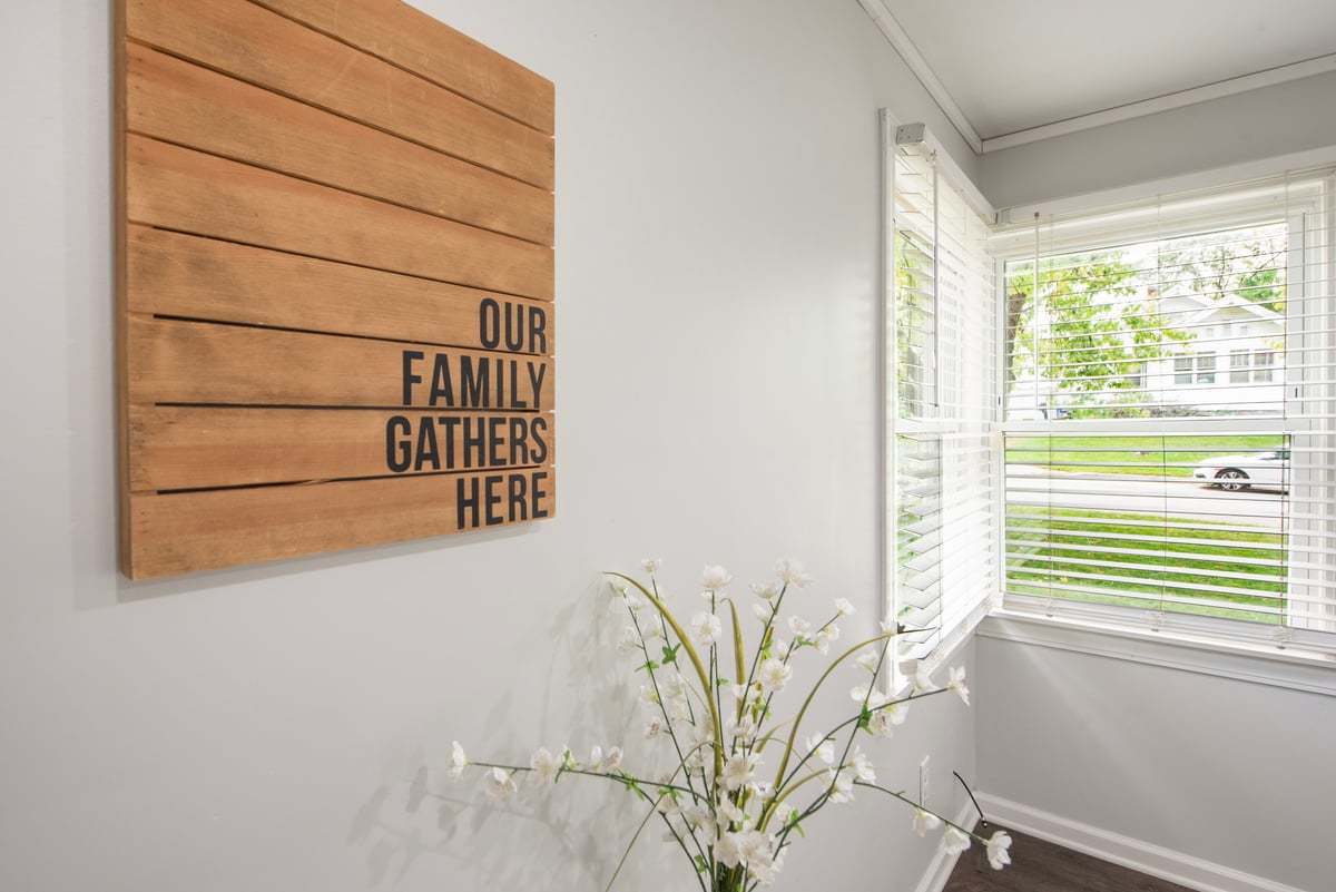 135 Oak Drive DeKalb, IL 60115 - Photo 6 of 23