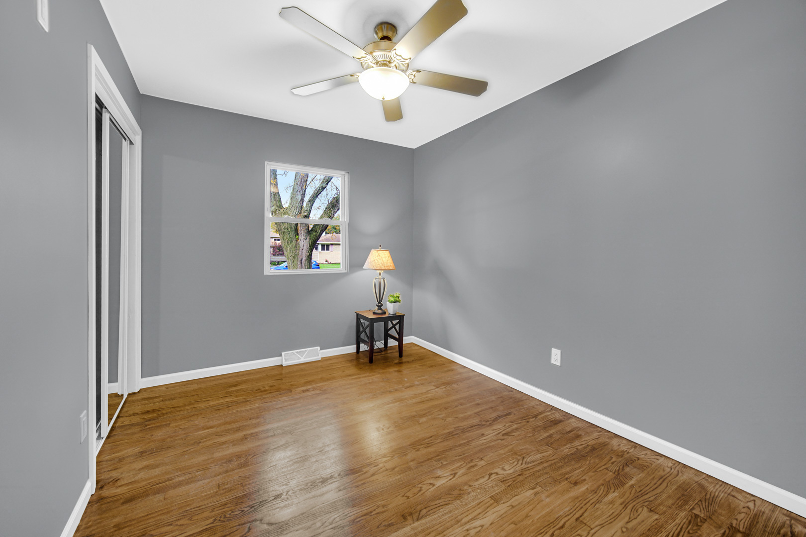 1931 North Rensselaer Street Griffith, IN 46319 - Photo 16 of 27 Gallery Image 16