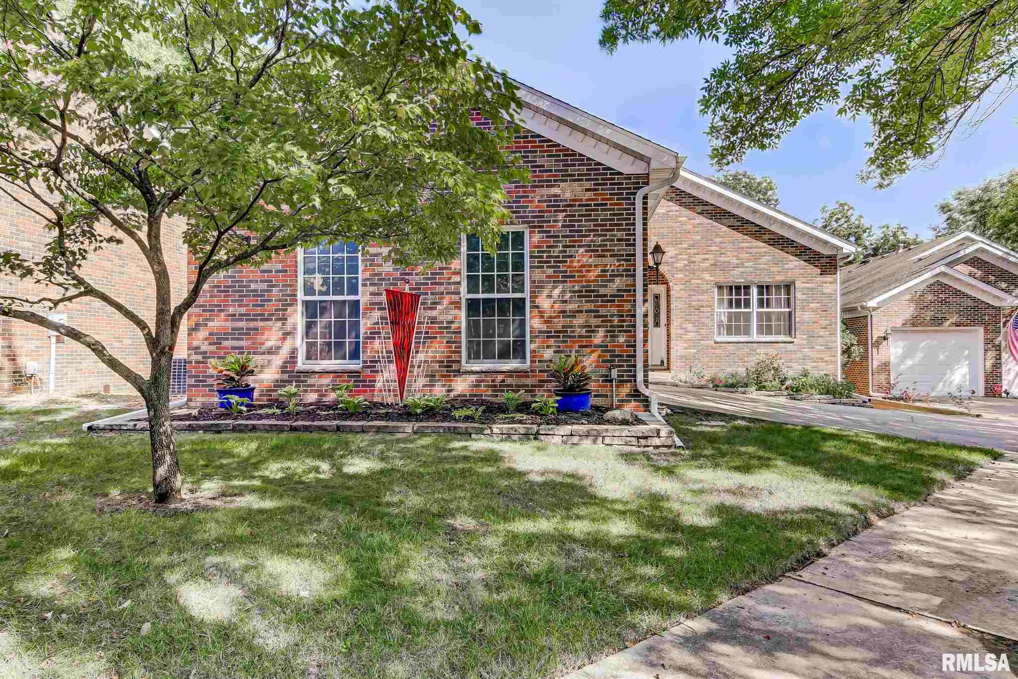 225 Timberridge Drive Springfield, IL 62702 - Photo 2 of 37