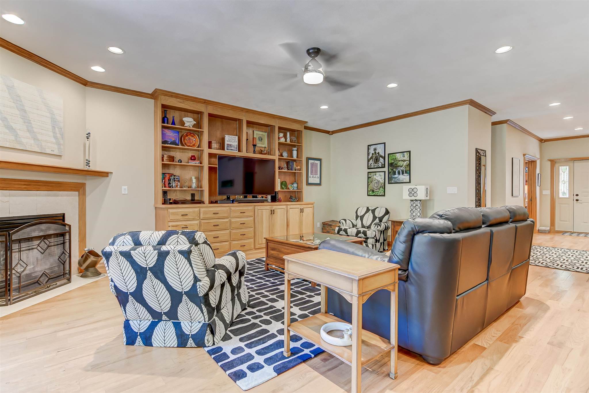 225 Timberridge Drive Springfield, IL 62702 - Photo 4 of 37
