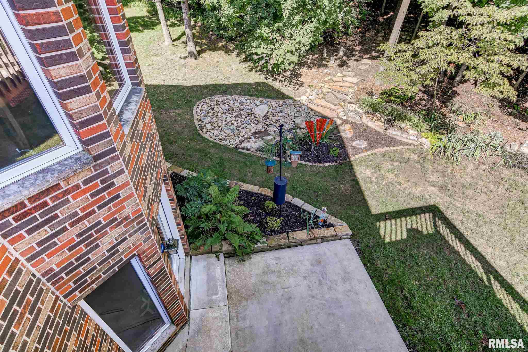 225 Timberridge Drive Springfield, IL 62702 - Photo 35 of 37