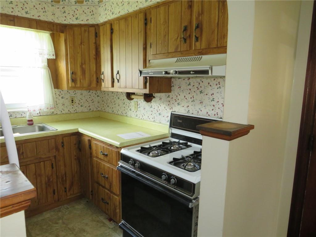 225 North Main Street Houston, PA 15342 - Photo 10 of 28