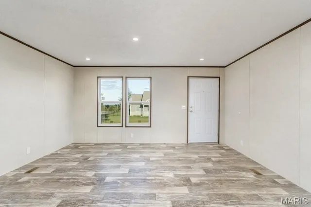 $159,900 | 19845 Divine Road, Lebanon, MO 65536