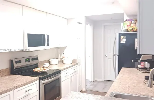 $330,000 | 11700 Southwest 2nd Street, Unit 13201, Pembroke Pines, FL 33025