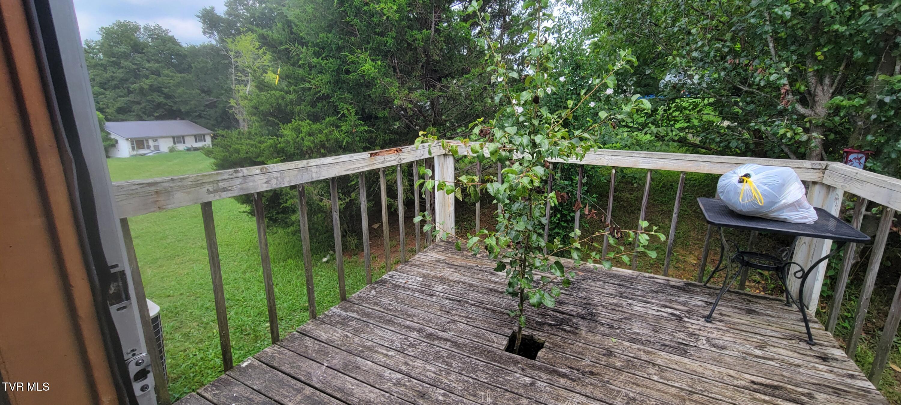 128 Kidwell School Road Greeneville, TN 37745 - Photo 21 of 34 20260708_111036