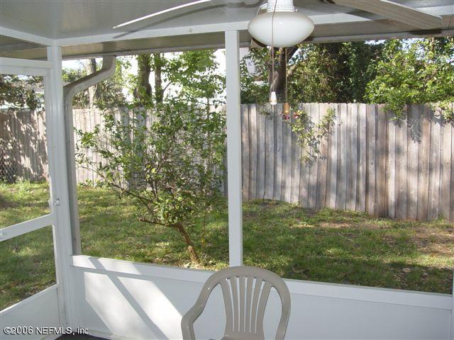 8419 Gemini Road Jacksonville, FL 32216 - Photo 4 of 4 Screened Patio