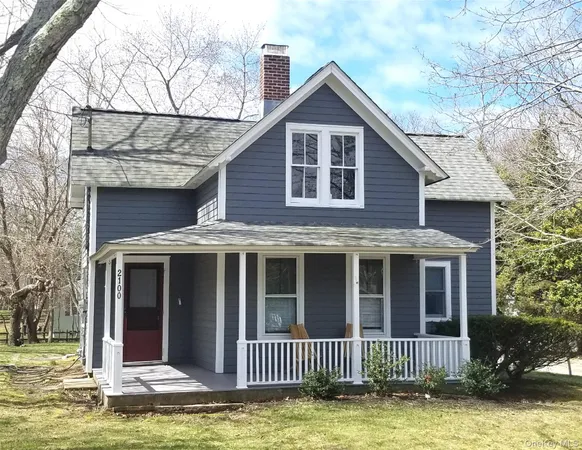 $745,000 | 2100 Bay Avenue, Mattituck, NY 11952