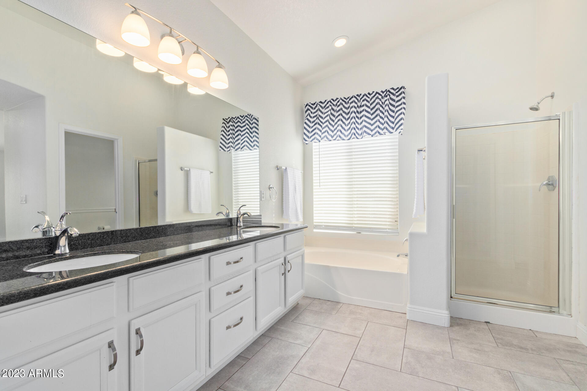 1821 East Apollo Road Phoenix, AZ 85042 - Photo 18 of 47 19-Apollo