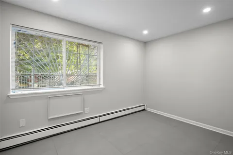 $999,000 | 2739 Lawton Avenue | Throgs Neck