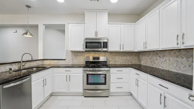 $3,100 | 9904 Copperhead Lane, McKinney, TX 75071