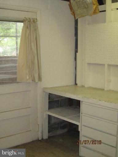 202 Woodland Road Gaithersburg, MD 20877 - Photo 12 of 12 Workshop