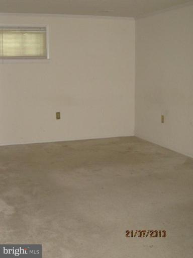202 Woodland Road Gaithersburg, MD 20877 - Photo 7 of 12 Bedroom #4
