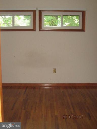 202 Woodland Road Gaithersburg, MD 20877 - Photo 10 of 12 Bedroom #3