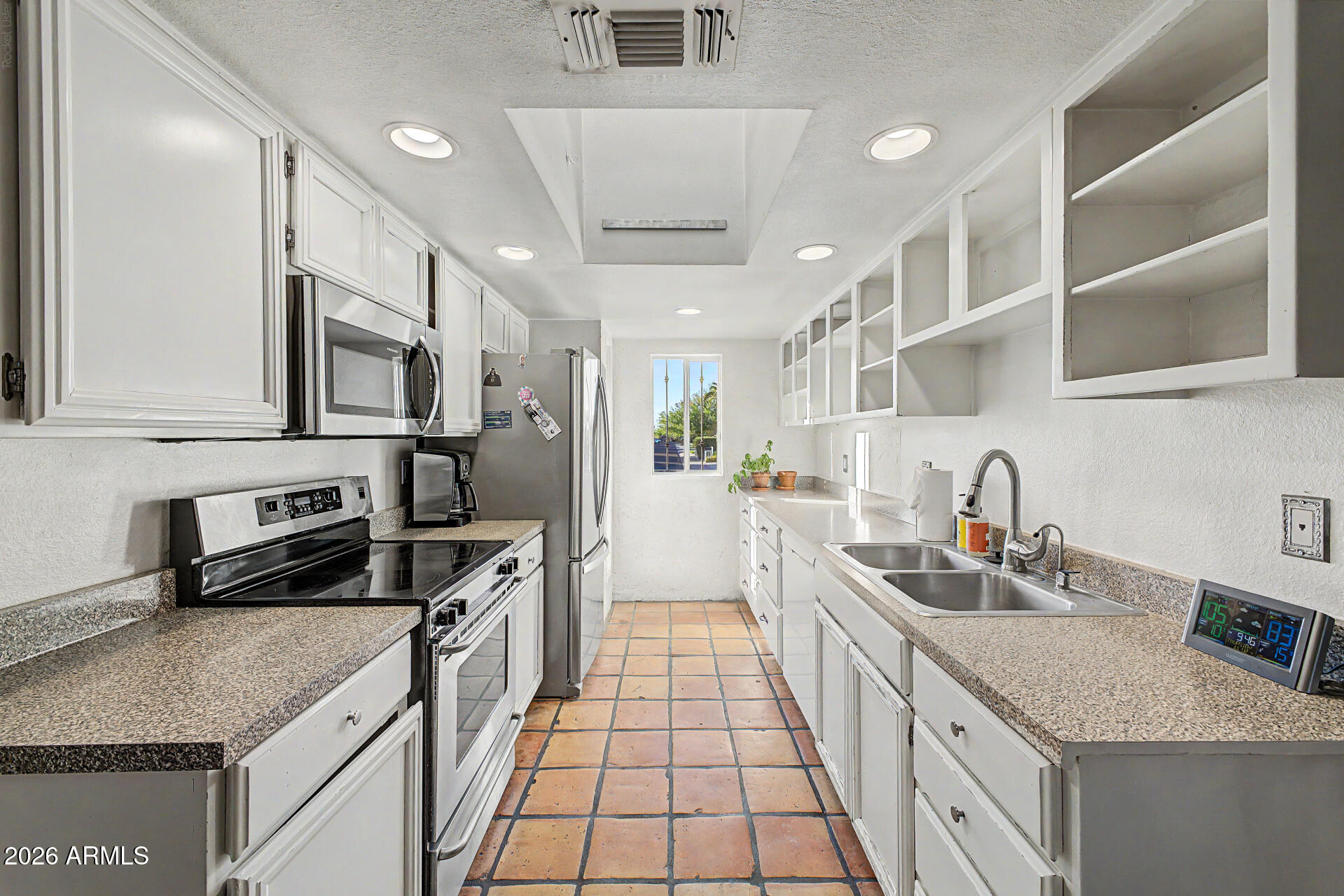 3821 East Wethersfield Road Phoenix, AZ 85032 - Photo 13 of 35 13 - Wethersfield