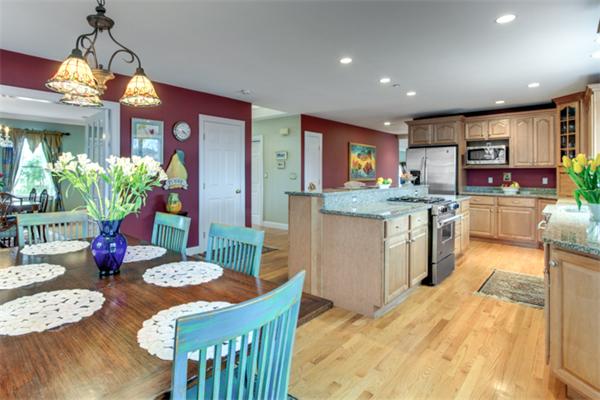 22 Upland Road Wakefield, MA 01880 - Photo 8 of 29 Gallery Image 8