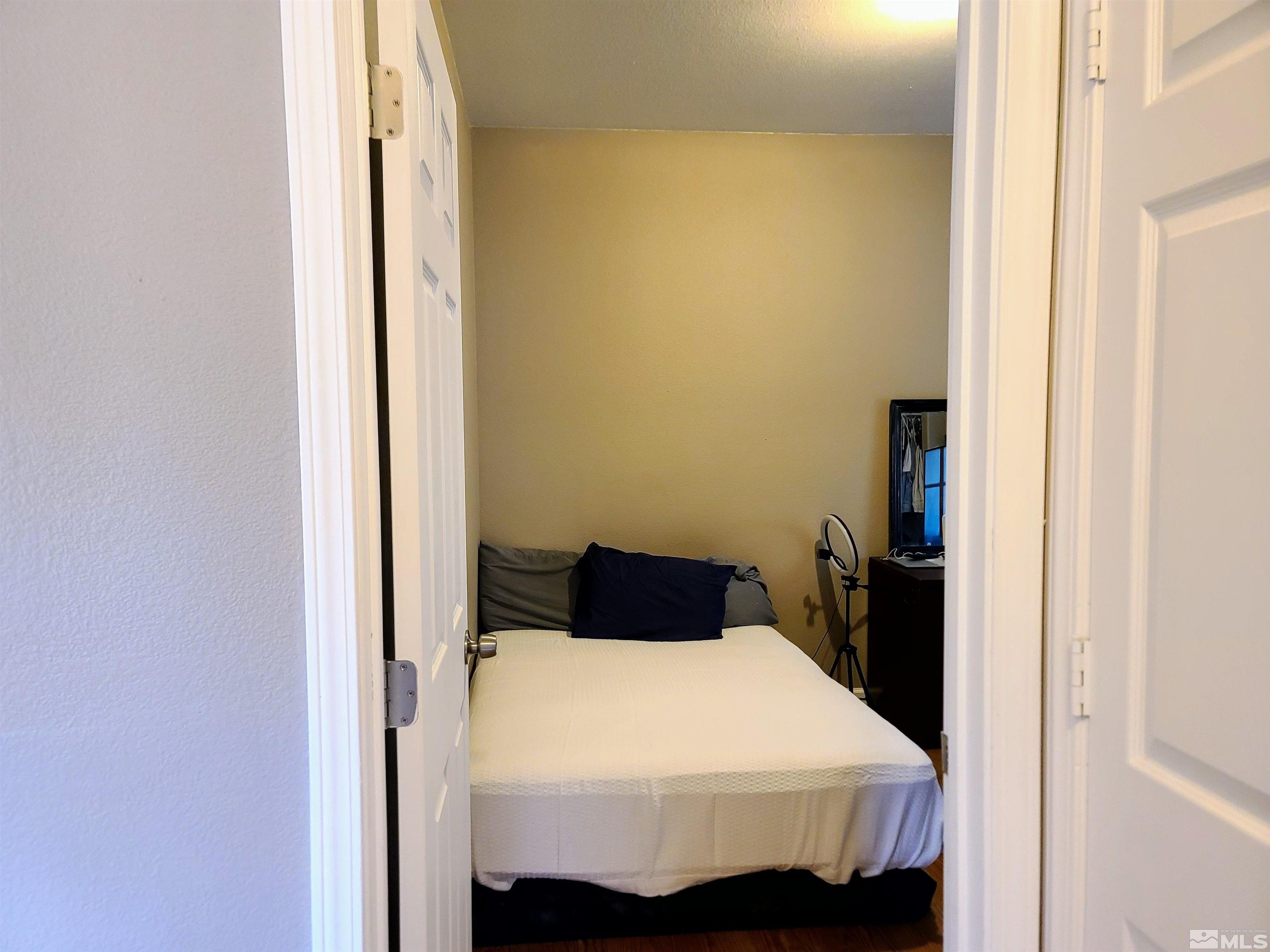 5999 Omaha Street Reno, NV 89506 - Photo 16 of 18 Photo 18